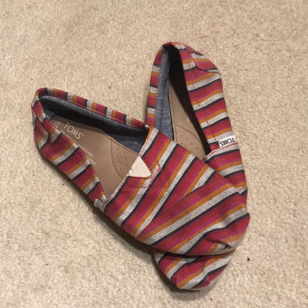 Toms